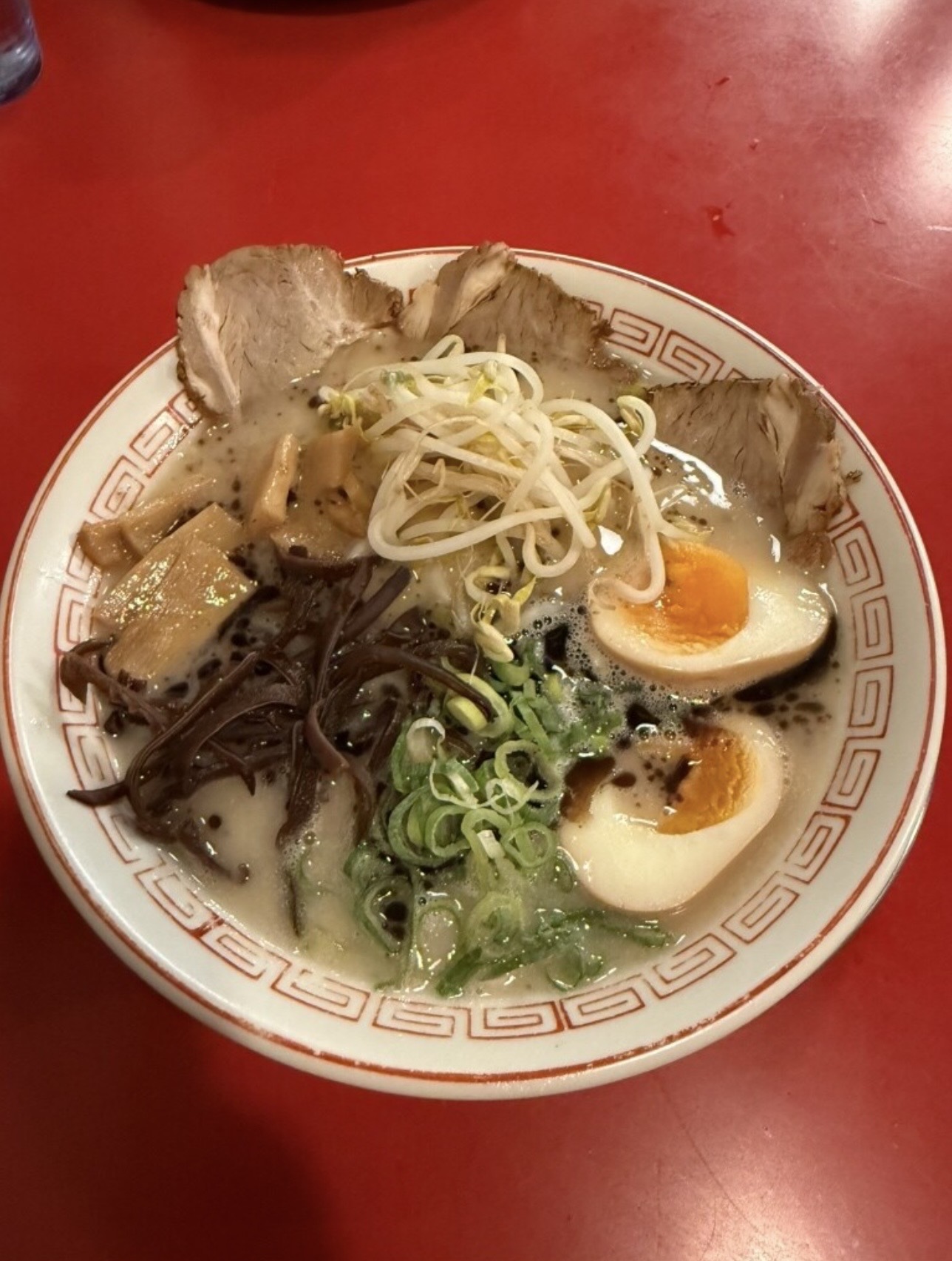 ラーメン赤組