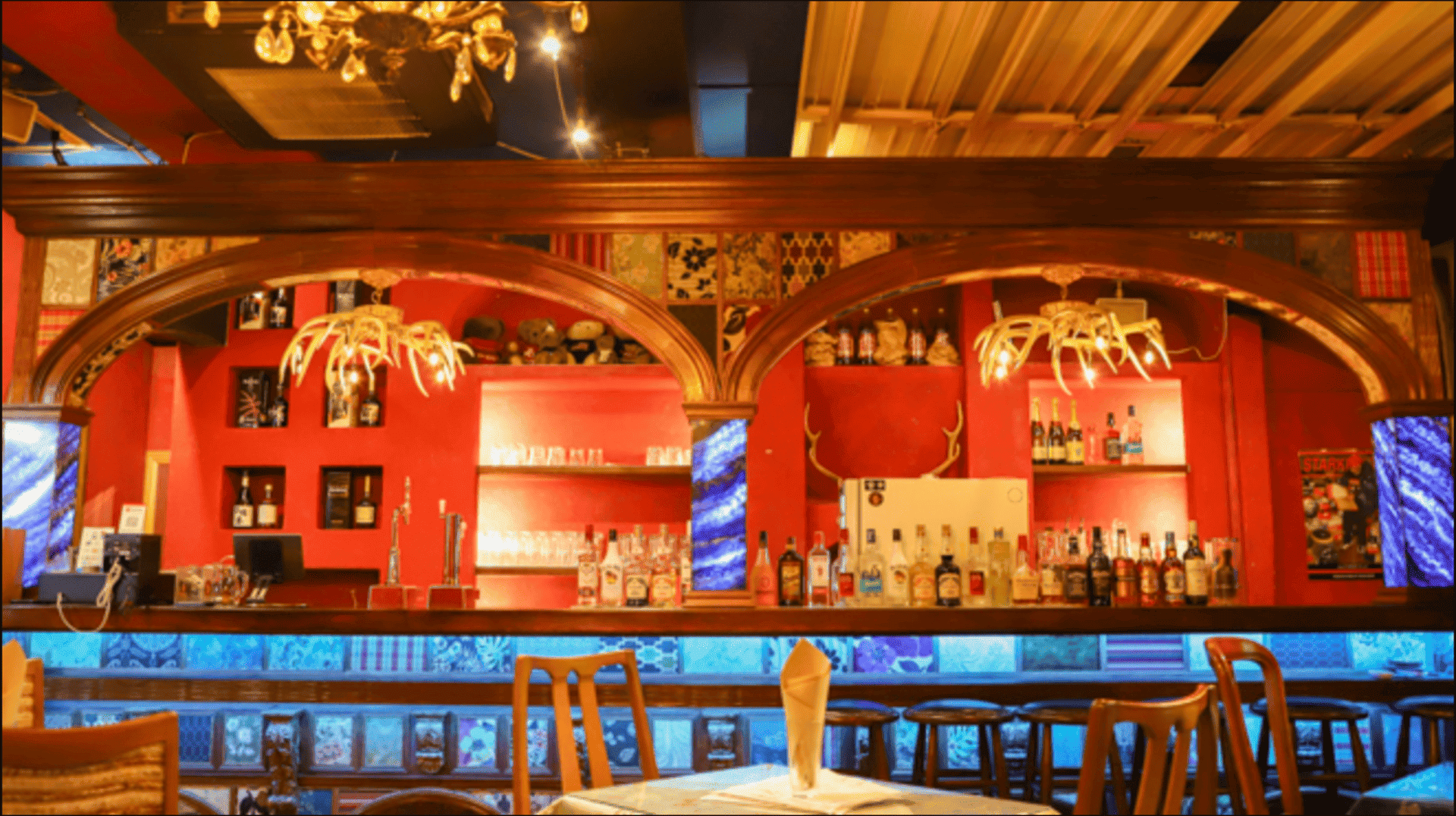 OVERWHELM HAMBURGER ＆ BAR STAND